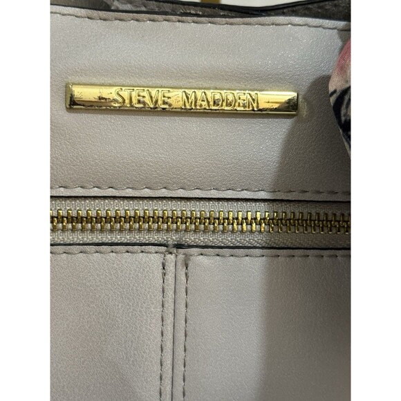 Steve Madden Shoulder Bags Satchels W/Gold Hardware & Floral Bow Beautiful - Picture 3 of 16